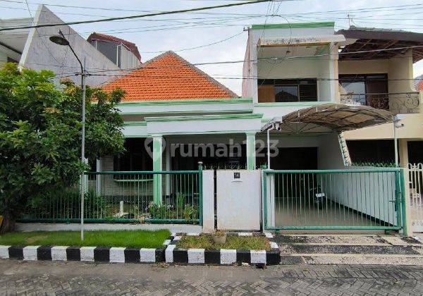 Rumah Bagus Siap Huni Lokasi Strategis Manyar Kartika Surabaya  1