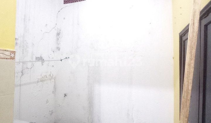 Rumah di Wiguna Gununganyar Dekat Upn Murah SHM Siap Huni 2