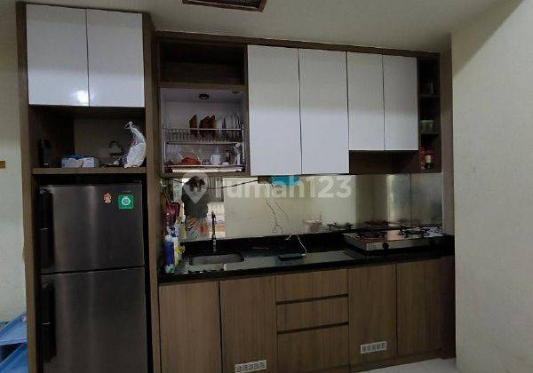 Apartemen Puncak Dharmahusada Disewakan Furnish Siap Huni  2