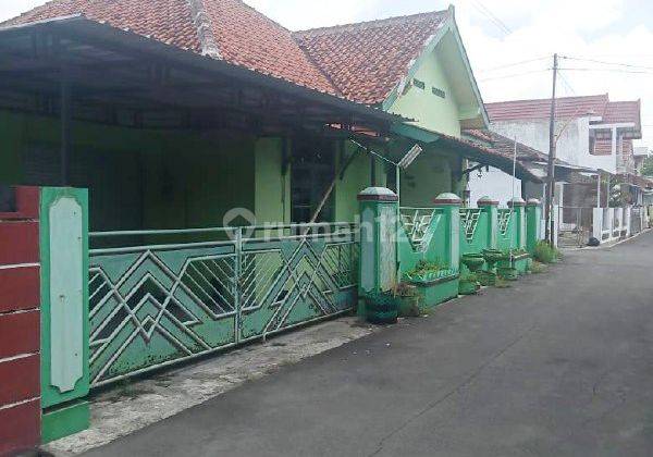 Rumah Di Klaten Utara, Tengah Kota, Depan Jalan Aspal Murah Nego  2