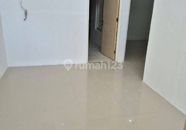 Rumah Di Green Lake Wonorejo Surabaya Timur Bagus Siap Huni 2