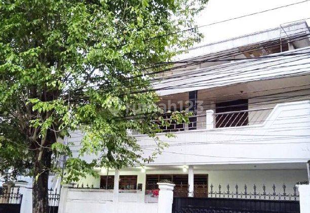 DIJUAL EDISI BU RUMAH 3 LANTAI DI DUKUH KUPANG BARAT SURABAYA 1