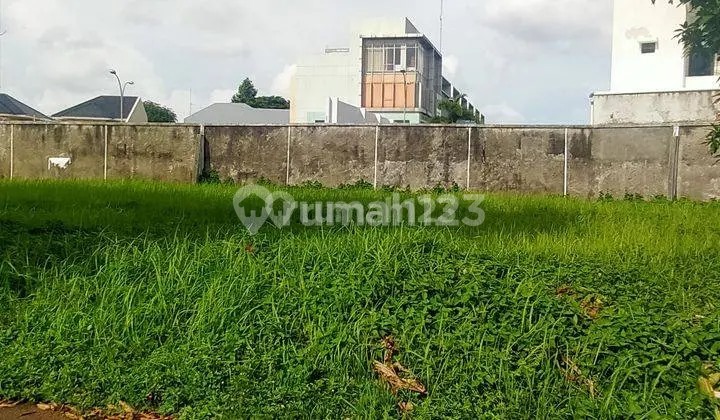 For Sale: 291m2 Plot of Land in Grand Wisata