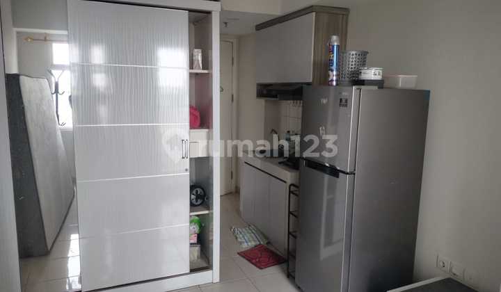 For Sale Semi-Furnished Studio Apartment in Springlake, Negotiable Price, Great View.