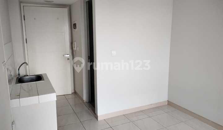 The Springlake Summarecon Bekasi Apartment, Studio Type Ready to Occupy, CBD View, Already AJB. 2