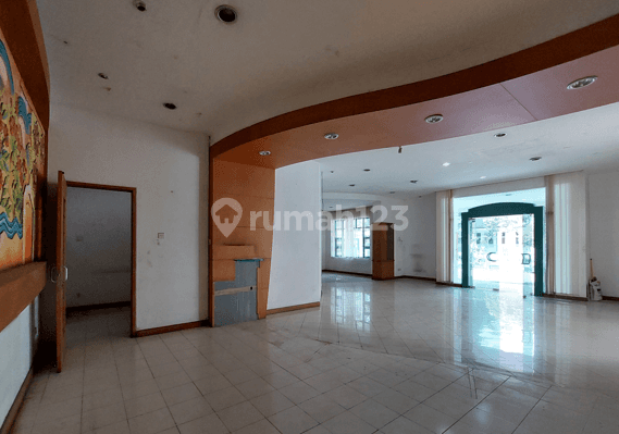 Untuk Cafe , Kantor Sangat Cocok , Rumah Disewa Jl Re Martadinata Bandung  1