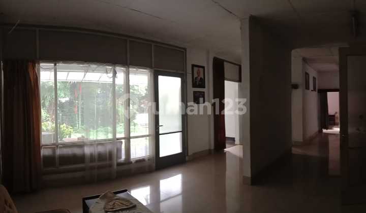 Rumah Tua Hitung Tanah di Kawasan Bergengsi Hegarmanah Bandung 2