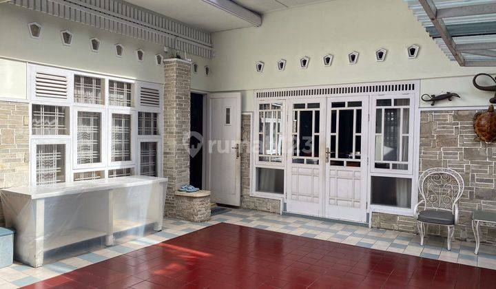 Rumah Asri Lokasi Kuliner Jl Lre Martadinatra Jl Riau Bandung Kota  1