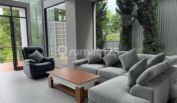 Rumah baru siap huni Resort Dago Pakar Furnished 2 Lantai SHM