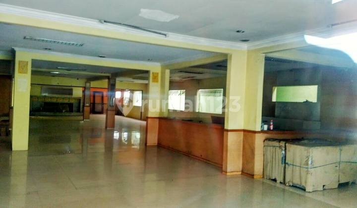 Ruang usaha lokasi STRATEGIS area komersil Jl Setiabudi Mainroad dekat rumah mode BAndung 