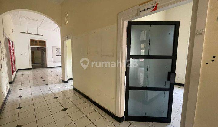 Rumah Bangunan Belanda Sayap Pasirkaliki Bandung Area Bisnis , Cocok Buat Kantor  1