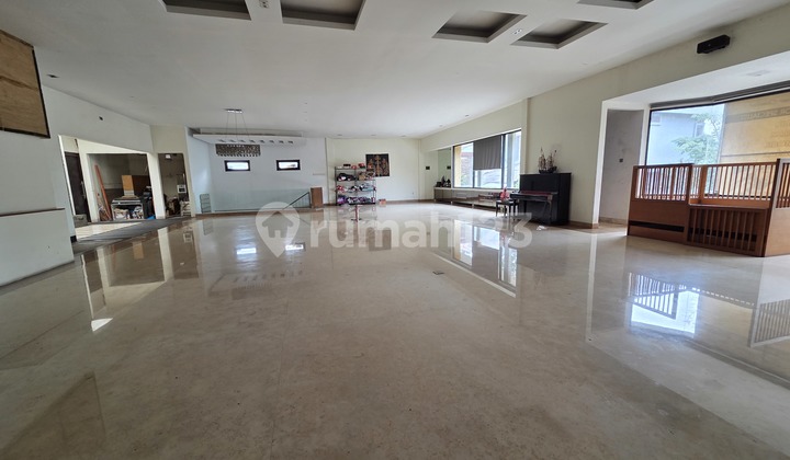 2-Storey Commercial Space in Bkr Liangkar Selatan, Regol Subdistrict, Bandung, Ample Parking 2-Storey Commercial Space in Bkr Liangkar Selatan, Regol Subdistrict, Bandung, Ample Parking