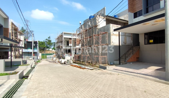 Jual Sewa Rumah Pondok Hijau Setiabudi Bandung 1