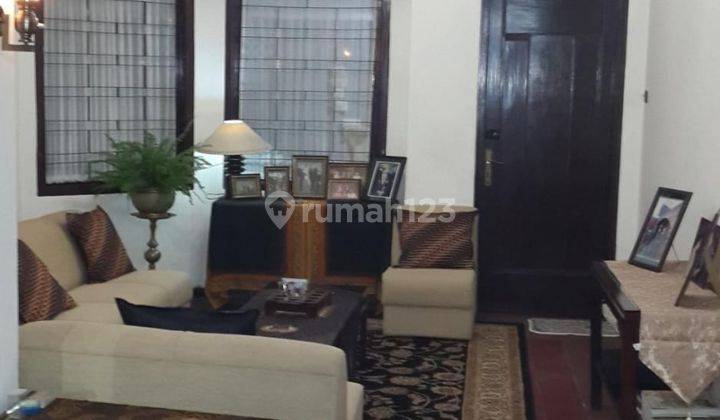 Rumah Sayap IRH Juanda Coblong Bandung kota , dekat Jl Merdeka  1