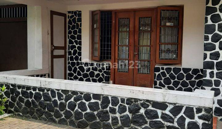 Rumah Belanda Sayap Re Martadinata jl Riau Bandung Cocok Untuk Kantor  1