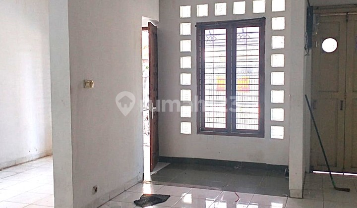 RUMAH DEKAT KAMPUS SAYAP CIHAMPELAS BANDUNG WETAN , TENGAH KOTA RUMAH DEKAT KAMPUS SAYAP CIHAMPELAS BANDUNG WETAN , TENGAH KOTA