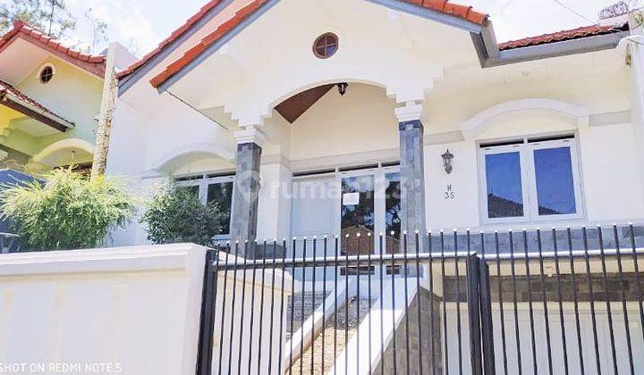 Rumah Minimalis Pondok Hijau Gegerkalong Setiabudi Bandung  1