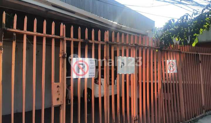 Dijual Rumah dan Toko di Soekarno Hatta Mainroad Dijual Rumah dan Toko di Soekarno Hatta Mainroad