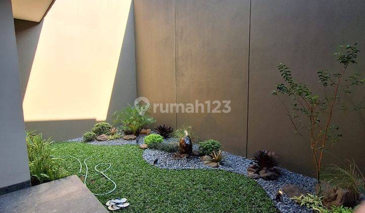 Dijual Rumah Baru Siap Huni di Singgasana Pradana 2