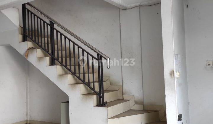 Dijual Ruko Lokasi Strategis di Mekarwangi 2