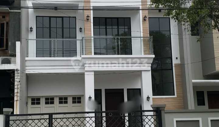 Dijual Rumah Nyaman Siap Huni di Batununggal  2