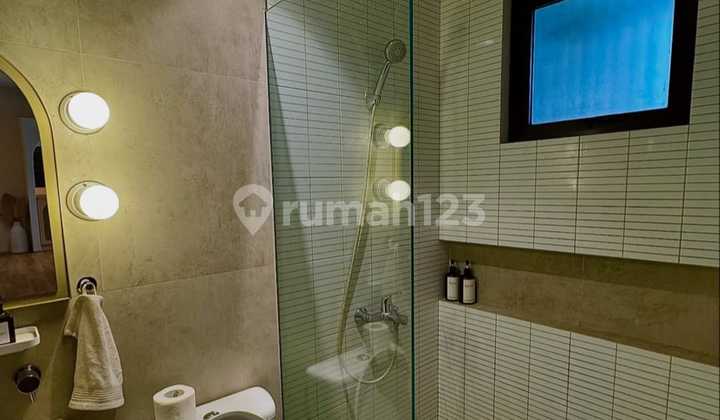 Dijual Rumah KBP Full Furnish Lengkap Dengan Kolam Renang 2