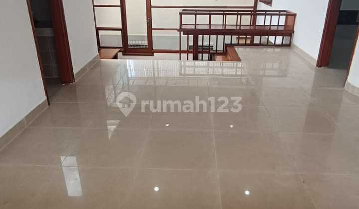 DIJUAL RUMAH SINGGASANA PRADANA MAINROAD NYAMAN RASA VILLA