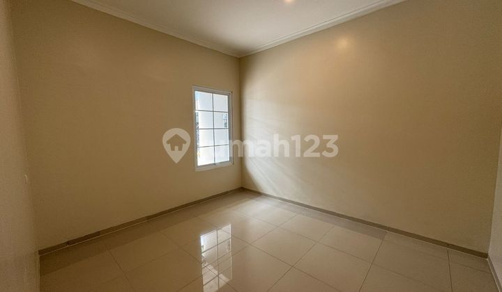 For Sale Fully Renovated House in a Safe Neighborhood at Singgasana Pradana 2