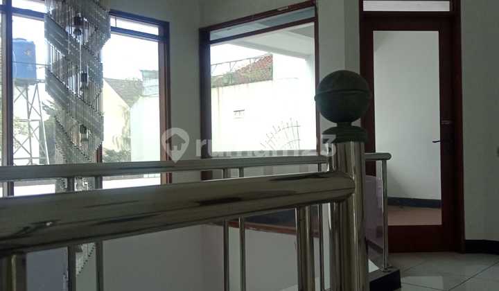 Lingkungan Nyaman Dan Aman Ada Taman Belakang Mekar Wangi