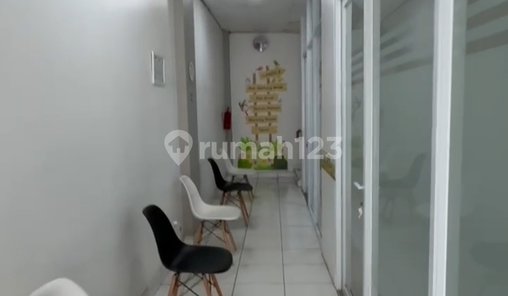 For Rent Strategic Location Shop House in Mekarwangi For Rent Strategic Location Shop House in Mekarwangi