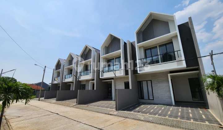 Dijual Rumah Ready Stock 6 Unit 100% Baru di Batununggal 2