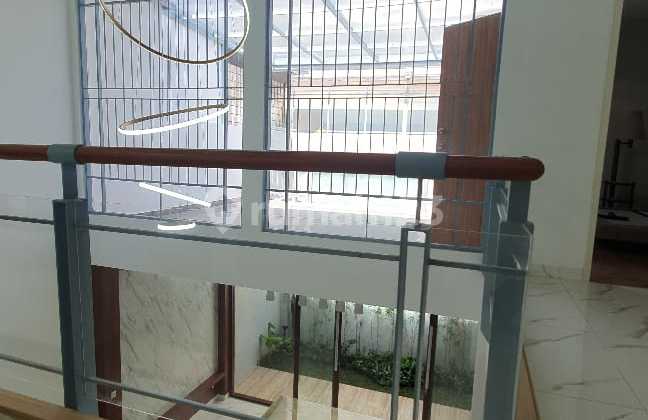 For Sale 2-Story Move-in Ready House in Batununggal 2