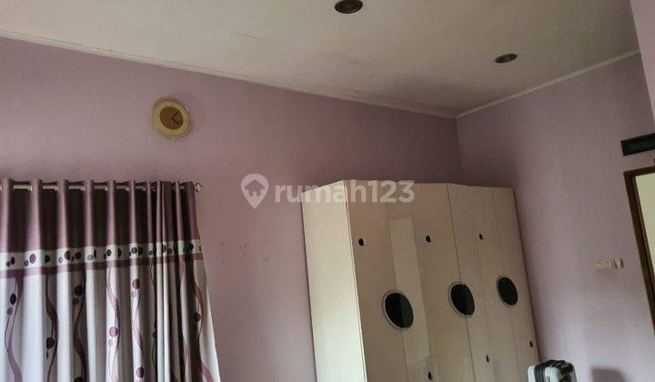 Dijual Rumah Hook Semi Furnish di Singgasana 2