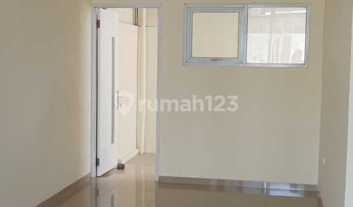 Great, Fully Renovated, Price Below Market 2