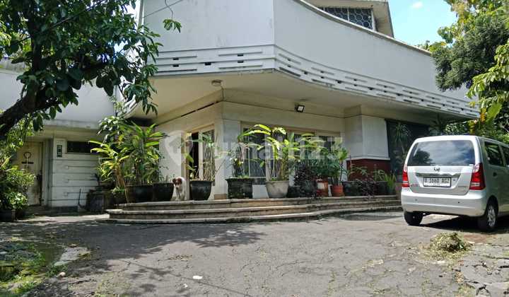 Dijual Rumah Tua Bagus Tanah Luas di Jl Raya Surapati Mainroad 1