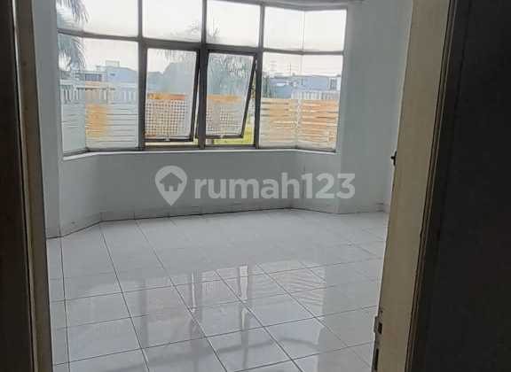 For Sale 3-Story Shop House on Singgasana Main Road 2