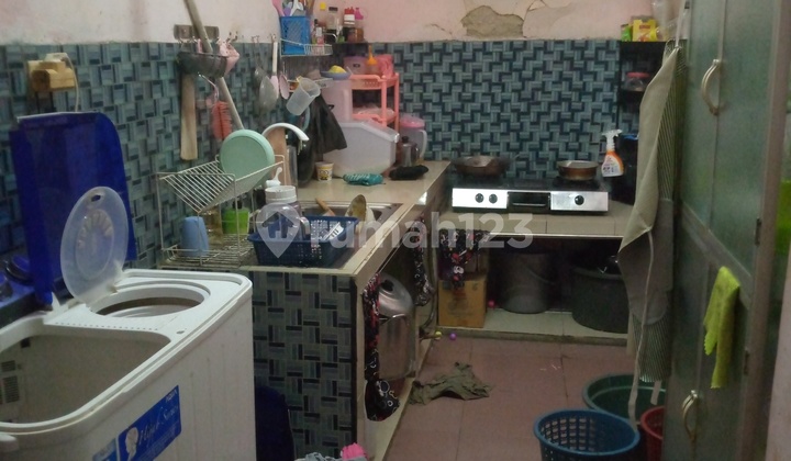 Rumah secondary strategis dekat jalan raya utama  8