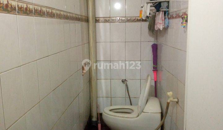 Rumah secondary strategis dekat jalan raya utama  9