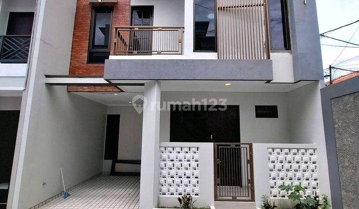 Rumah Manis Hanya 5 menit ke tol Sawangan 1