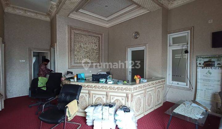 Rumah + Kantor di Nol Jalan Raya Juanda, Posisi Hook 2 Lantai 4