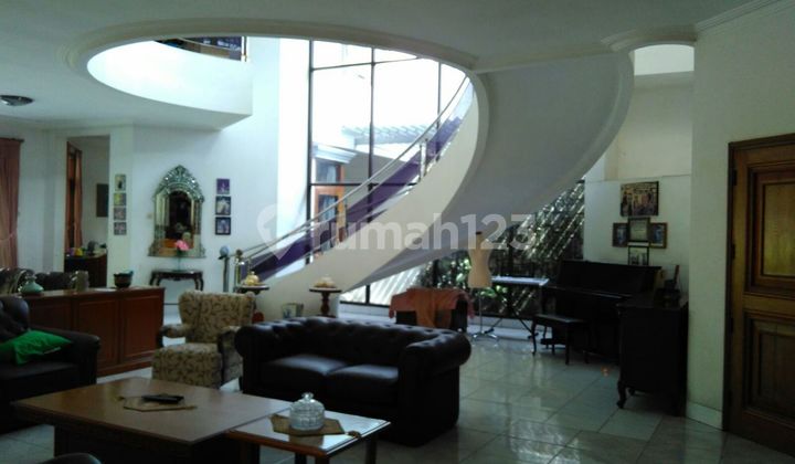 Classic 90s House Spacious Yard Cipaku - Setiabudi