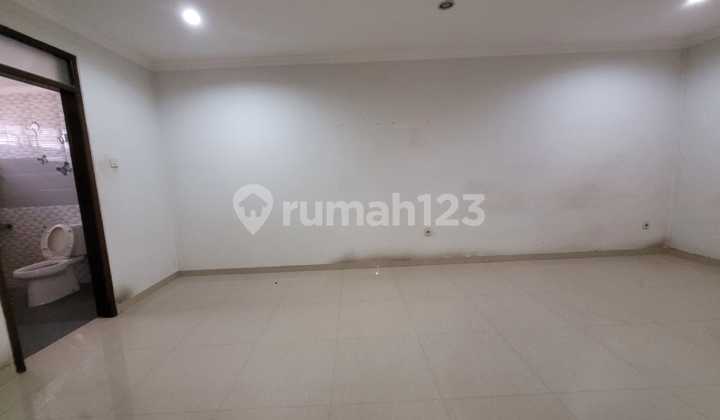 Rumah Luas dan Terawat Dian Permai Bandung 2