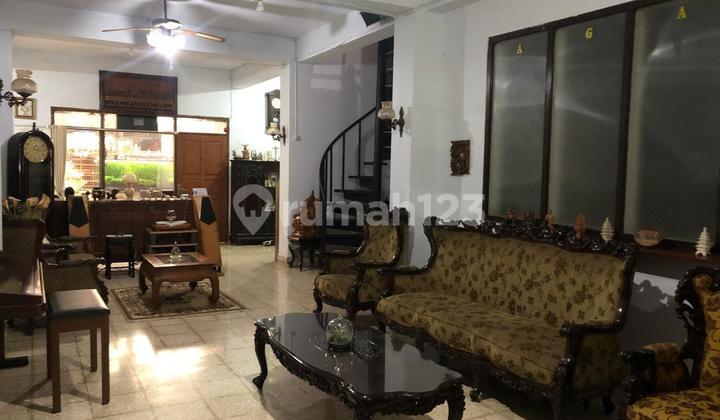 Rumah Luas Terawat Di Sayap Malabar Bandung 