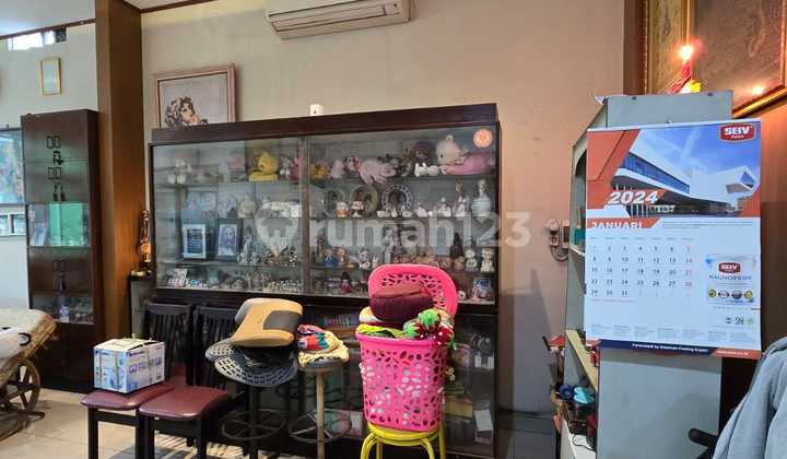 For Rent: Strategic 3.5-Story Shop House on Main Road Peτa 2