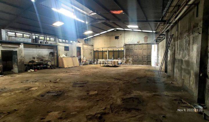 Gudang Dan Rumah Bisa Untuk Kantor Daerah Cikawao Bandung 4