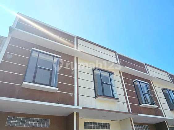 Disewakan Ruko Baru Siap Pακαι Terusan Buah Batu/ Cikoneng