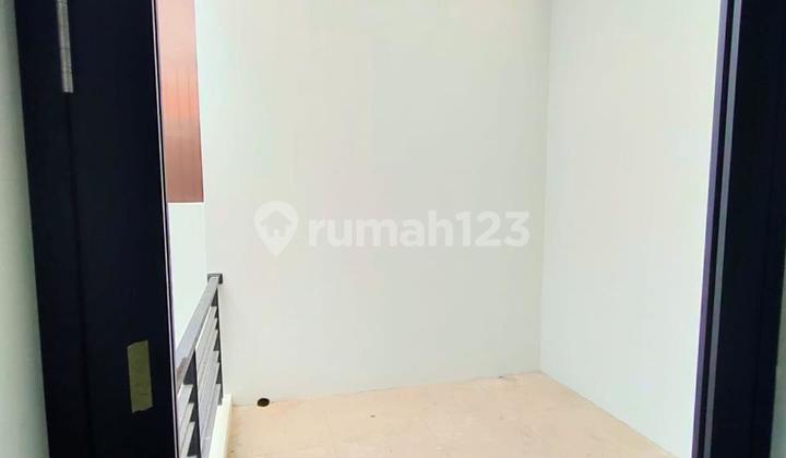 Rumah Baru Modern 2 Lantai di Kopo Mas Bandung 2