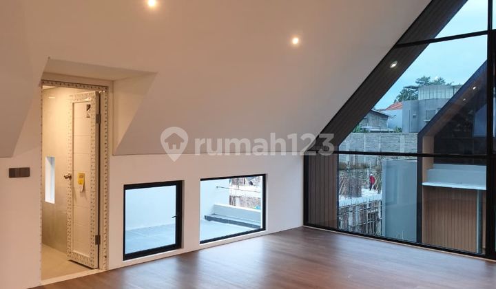 Rumah Bagus Modern di Setraduta Bandung Rumah Bagus Modern di Setraduta Bandung