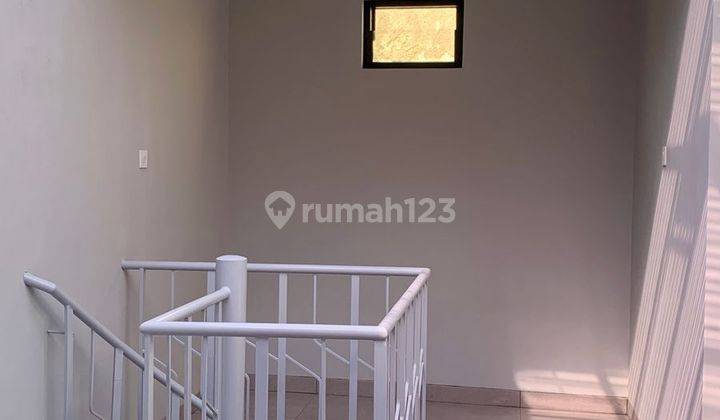 Dijual Rumah Modern Minimalis Area Kembar 2