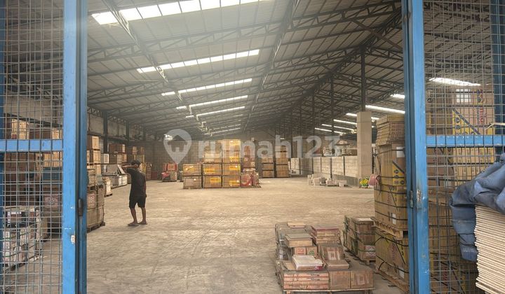 Warehouse for Rent on Mainroad Kawaluyaan Jl Soekarno Hatta Warehouse for Rent on Mainroad Kawaluyaan Jl Soekarno Hatta